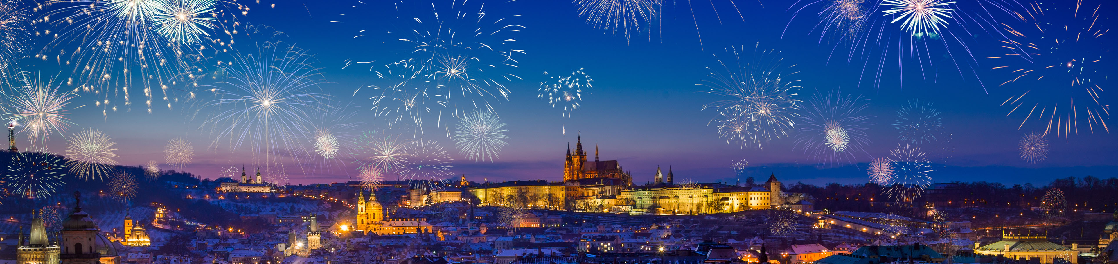 Feuerwerk über Prag, Tschechien. 