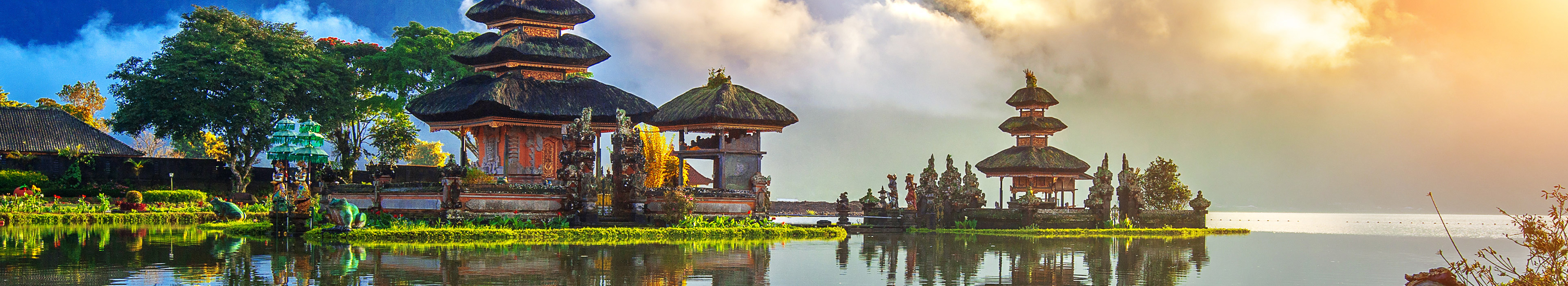 Urlaub Bali.Der Pura Ulun Danu Bratan Wassertempel.