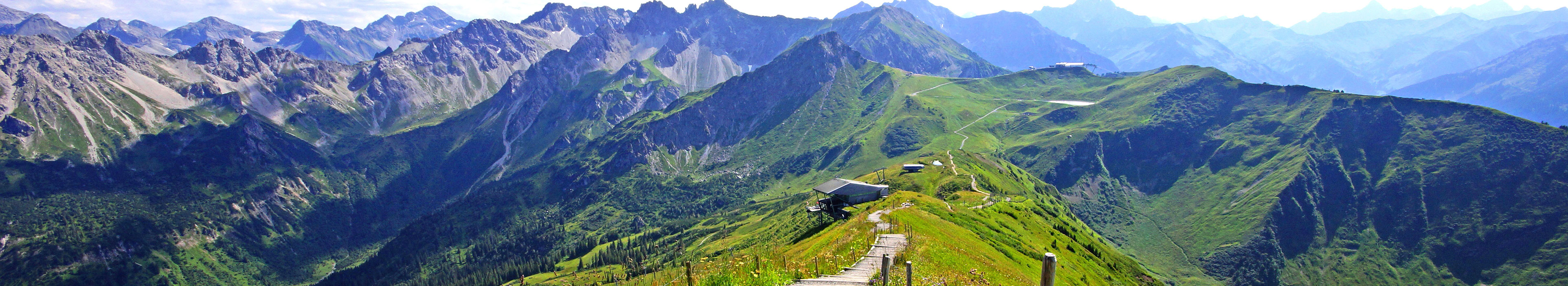 Blick vom Fellhorn Richtung Kanzelwand/Kleinwalsertal ( Allgäuer Alpen )
