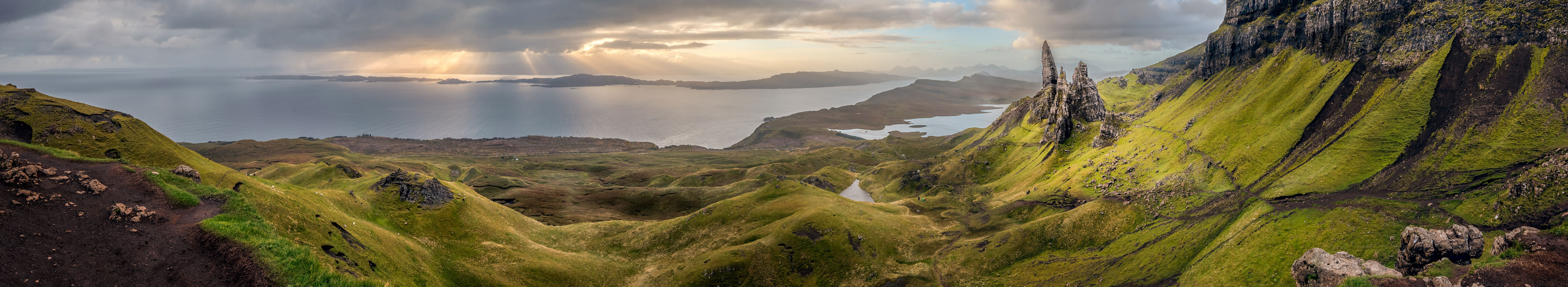 Grüne Landschaft in Schottland