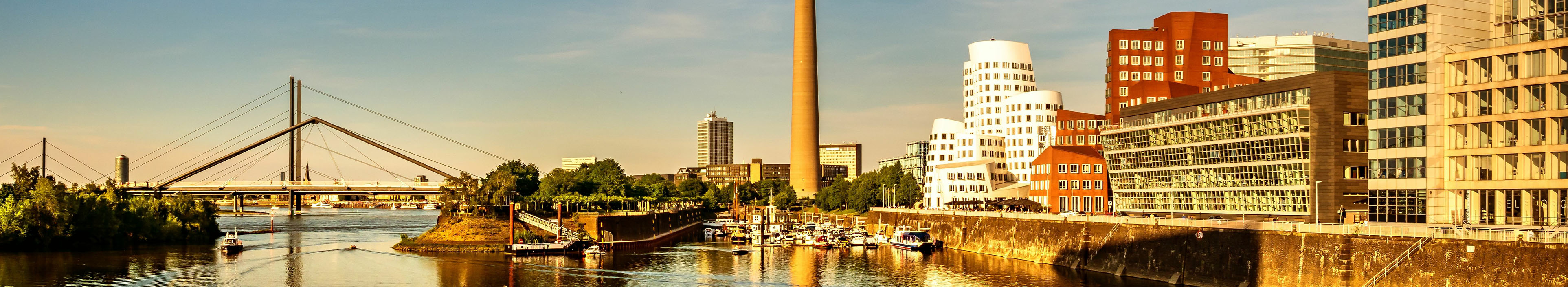 Panorama Medienhafen Düsseldorf Rhein Fernsehturm
