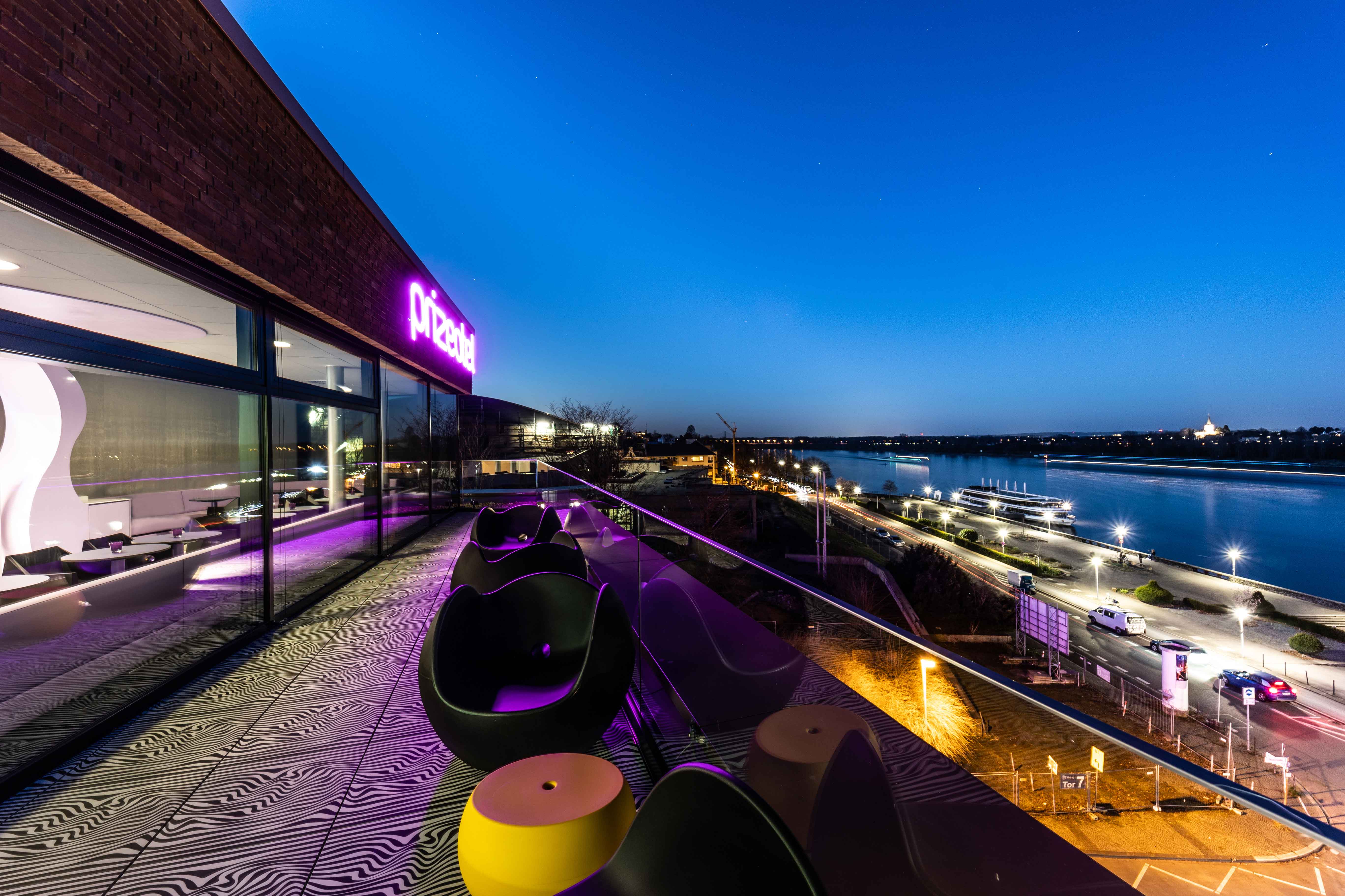 Rooftop-Bar im Prize by Radisson Hotel.